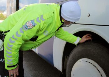 Ticari Araçlara Yönelik Kış Lastiği Denetimi Yapıldı