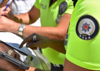 Trafiği Tehlikeye Düşüren Sürücüye 35 Bin 119 Lira Cezası Verildi