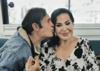 Türkan Şoray Gelen Vefat Haberiyle Yıkıldı