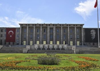 Türkiye Büyük Millet Meclisi Yarın Açılıyor
