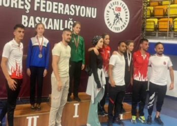 Türkiye Güreş Şampiyonu Süloğlu’ndan