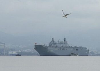 Türkiye’nin En Büyük Askeri Gemisi TCG Anadolu Ziyarete Açıldı