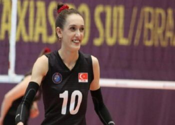 Ulusal yıldız Selinay Akçin Manisa BBSK’da
