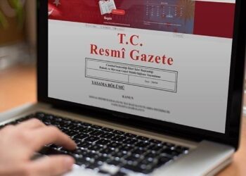 Üniverisite Öğrencilerine Teknoloji Desteği