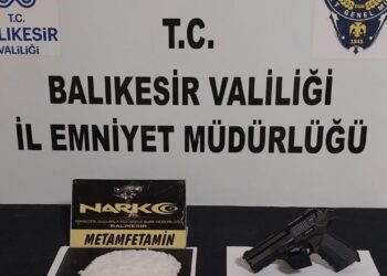 Uyuşturucu Ticareti Yaptığı İddia Edilen 4 Kişi Yakalandı