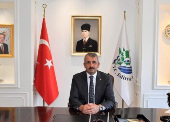 Vali Yunus Sezer Cumhuriyet’in 100. Yılı İçin Mesaj Yayımladı