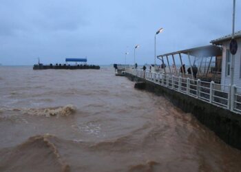 Vapur Seferleri 14.00’e Kadar İptal Edildi