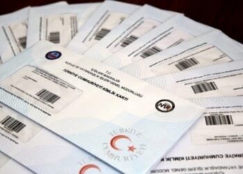 Yalova’da Bebeklerin Kimlikleri Evlere Gönderiliyor