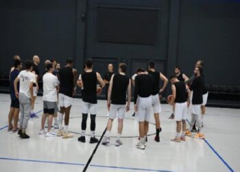 Yenilenen salonda döneme hazırlanıyorlar