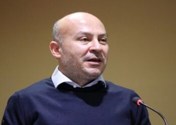 Yiyeceklerin Kimyasallardan Kurtulması İçin Sirke Ya Da Karbonatla Yıkanması Faydalı Olabilir