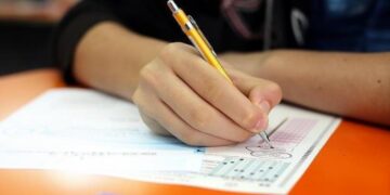 YKS’nin İlk Oturumu Başladı!