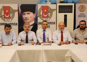 Zafer Partisi Adana İl Yönetimi 87 Üyesiyle Birlikte Partiden İstifa Etti