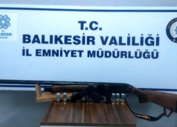 Edremit’teki Asayiş Uygulamasında 7 Ruhsatsız Silah Ele Geçirildi