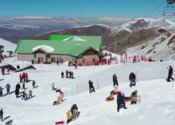 Devlet Korumasındaki Çocukların Kızak Keyfi