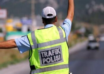 “Dur” İhtarına Uymayan Araç Terk Edilmiş Halde Bulundu