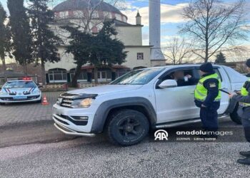 Edirne’de Jandarma Trafik Ekipleri Alkol Denetimi Yaptı