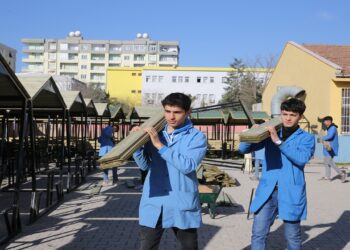 Fabrika Gibi Okulun İki Aylık Cirosu 11 Milyon Lira