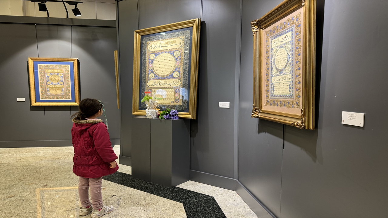 Hilye-i Saadet Sergisi Bağlarbaşı Kongre Ve Kültür Merkezi’nde Açıldı