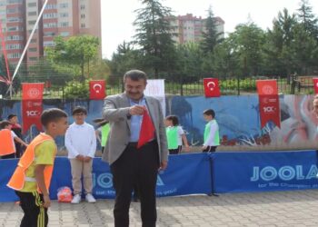 Yusuf Tekin Öğrenciler İle Buluştu