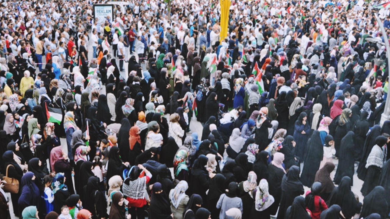 Galatasaray, Beşiktaş, Fenerbahçe ve Trabzonspor Taraftarları İsrail’i Protesto Etti