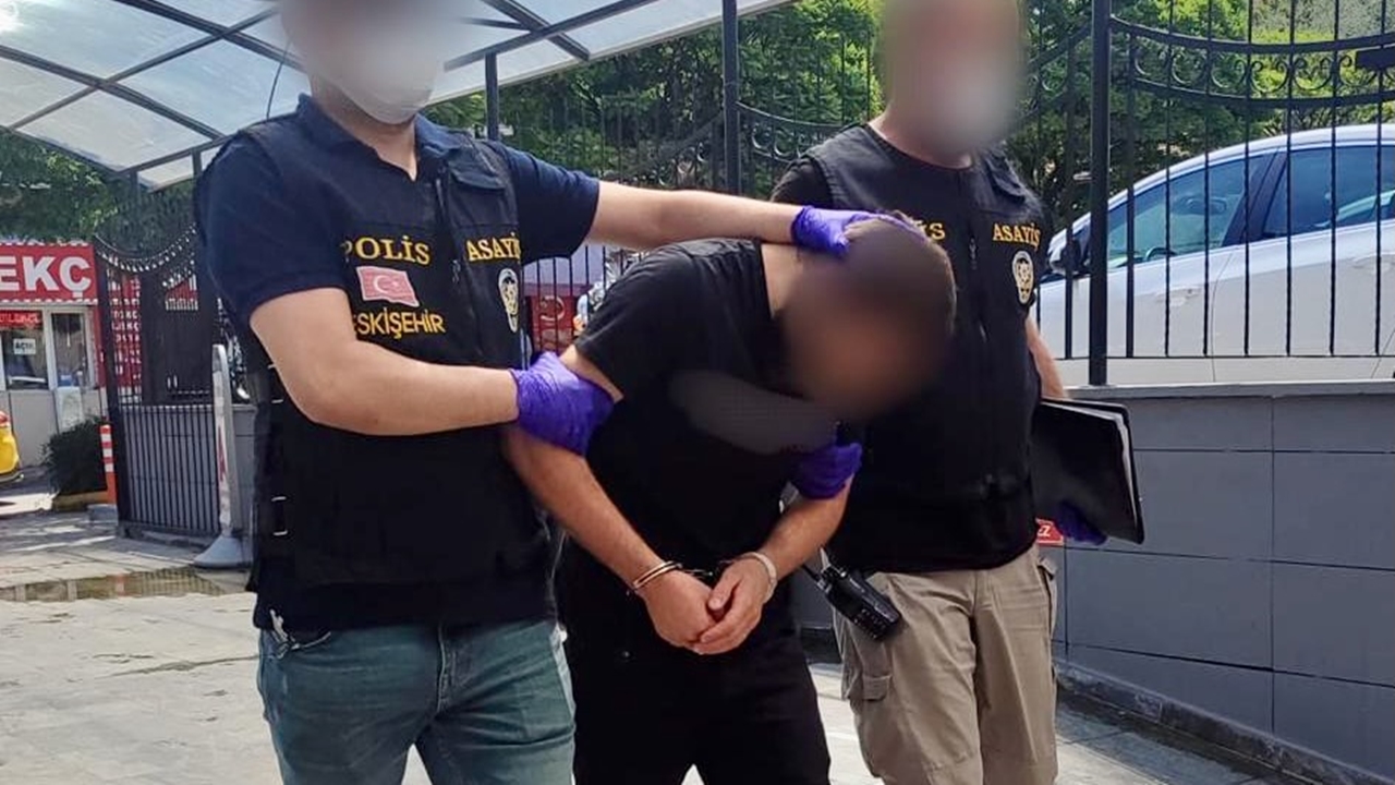 Parkta Spor Yaparken Telefonunu Çaldılar