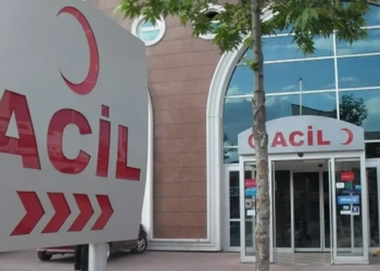 acil servis girişi