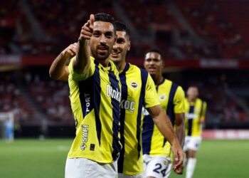 Fenerbahçe oyuncusu İrfan Can Kahveci