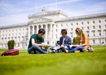 üniversite öğrencileri