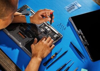 iPhone 16 Yedek Parça