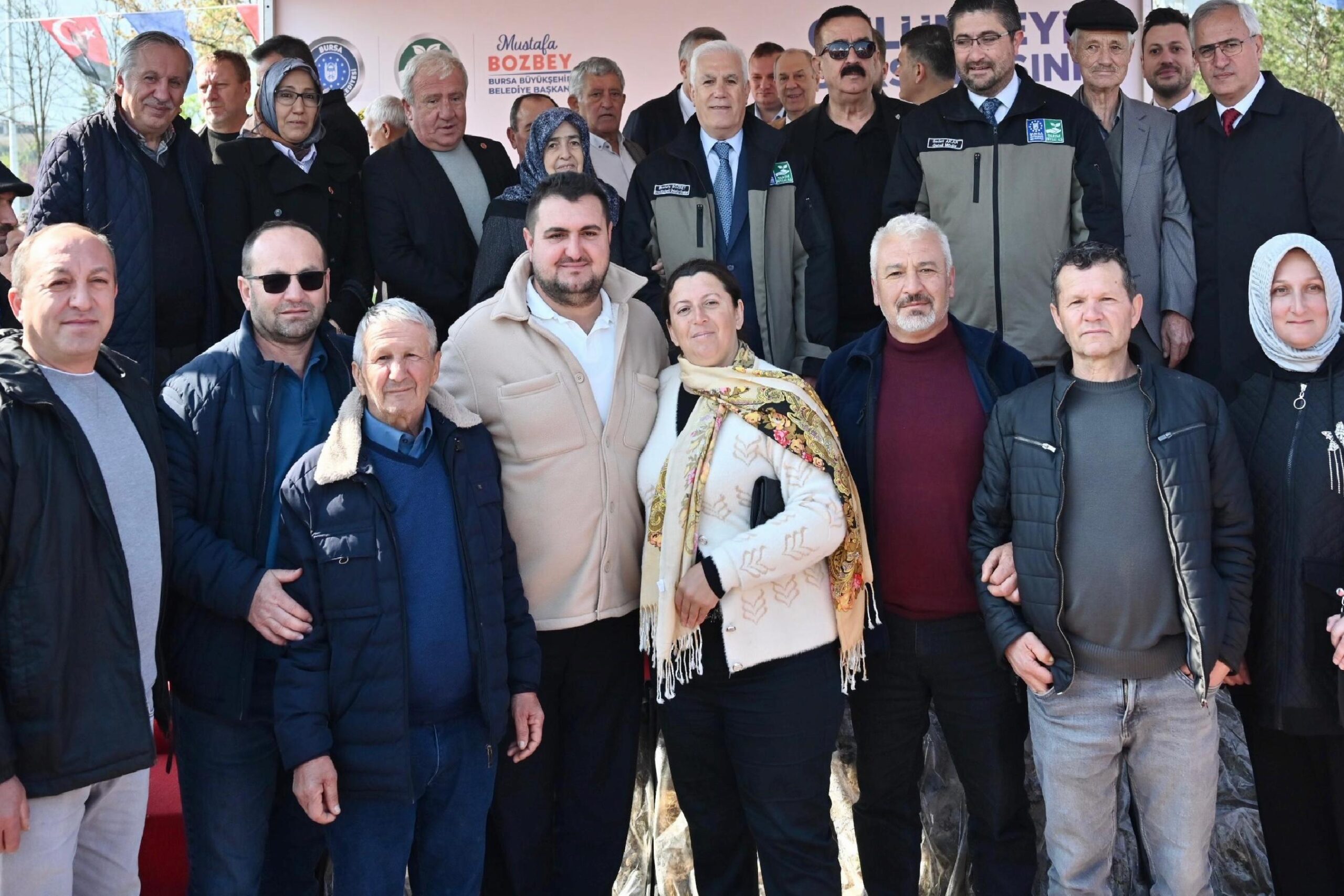 Bursa’da üreticilere 1 milyon 222 bin 500 çilek fidesi dağıtıldı haberi