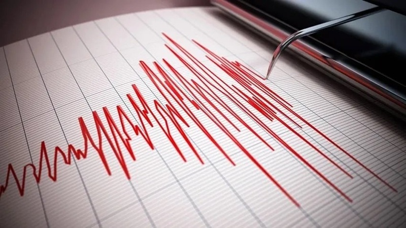 Ege Deprem İle Sarsıldı: Birçok İl Hissetti
