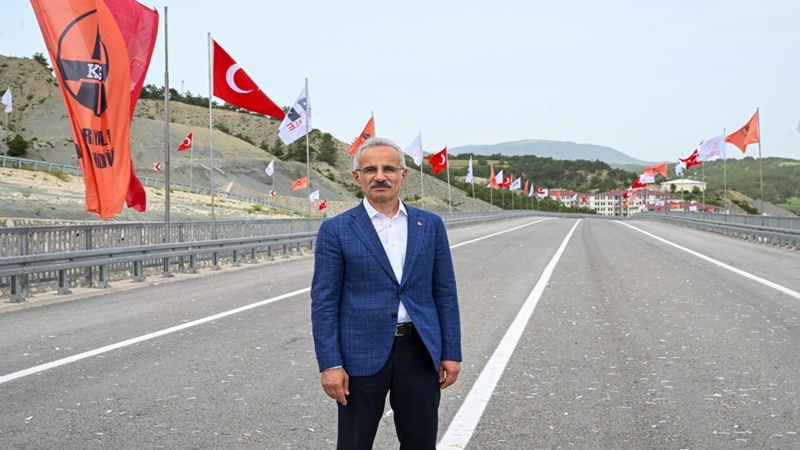 Antalya-Alanya Arası Yeni Otoyol ile 36 Dakikada Tamamlanacak