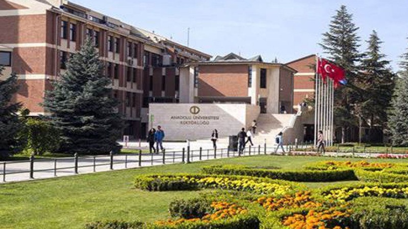 Anadolu Üniversitesi AÖF 2025 Kayıt ve Yenileme Tarihleri Açıklandı