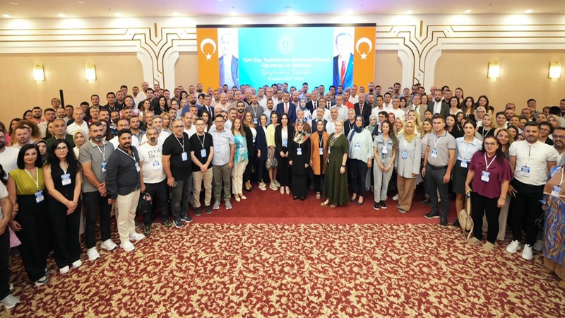 Bakan Tekin, Yurt Dışında Görev Yapacak Öğretmenlerle Bilgilendirme Toplantısında Buluştu