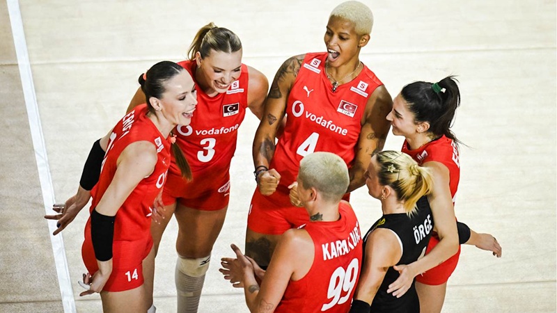 Filenin Sultanları, Dünya Şampiyonası’nda 3’te 3 Yaparak Grup Lideri Oldu