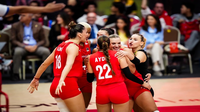 Filenin Sultanları Çeyrek Finale Yükseldi