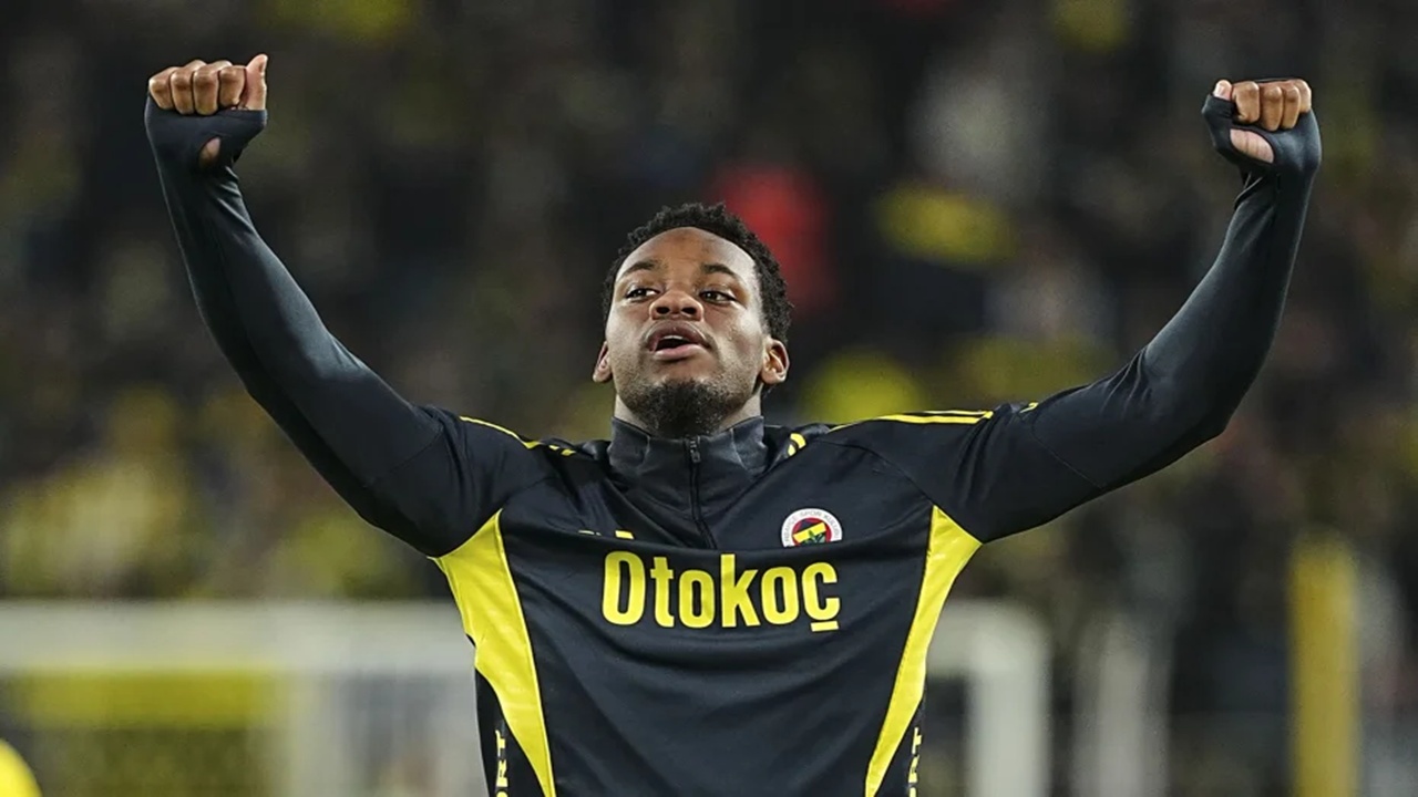 Ayrılık İddiaları Gündemdeydi: Jhon Duran Fenerbahçe İçin Kararını Verdi