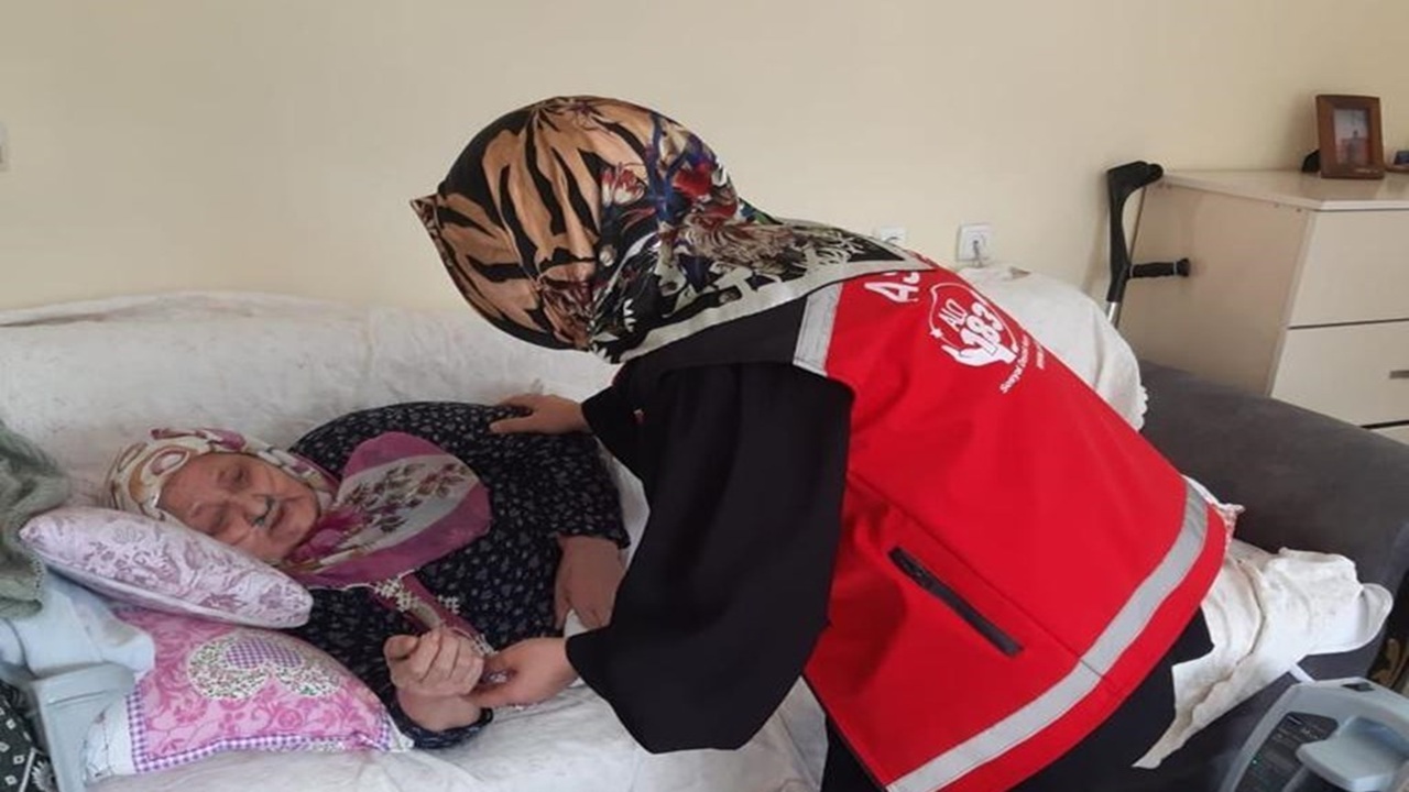 Evde Bakım Yardımı Ödemeleri Hesaplara Aktarılmaya Başlandı