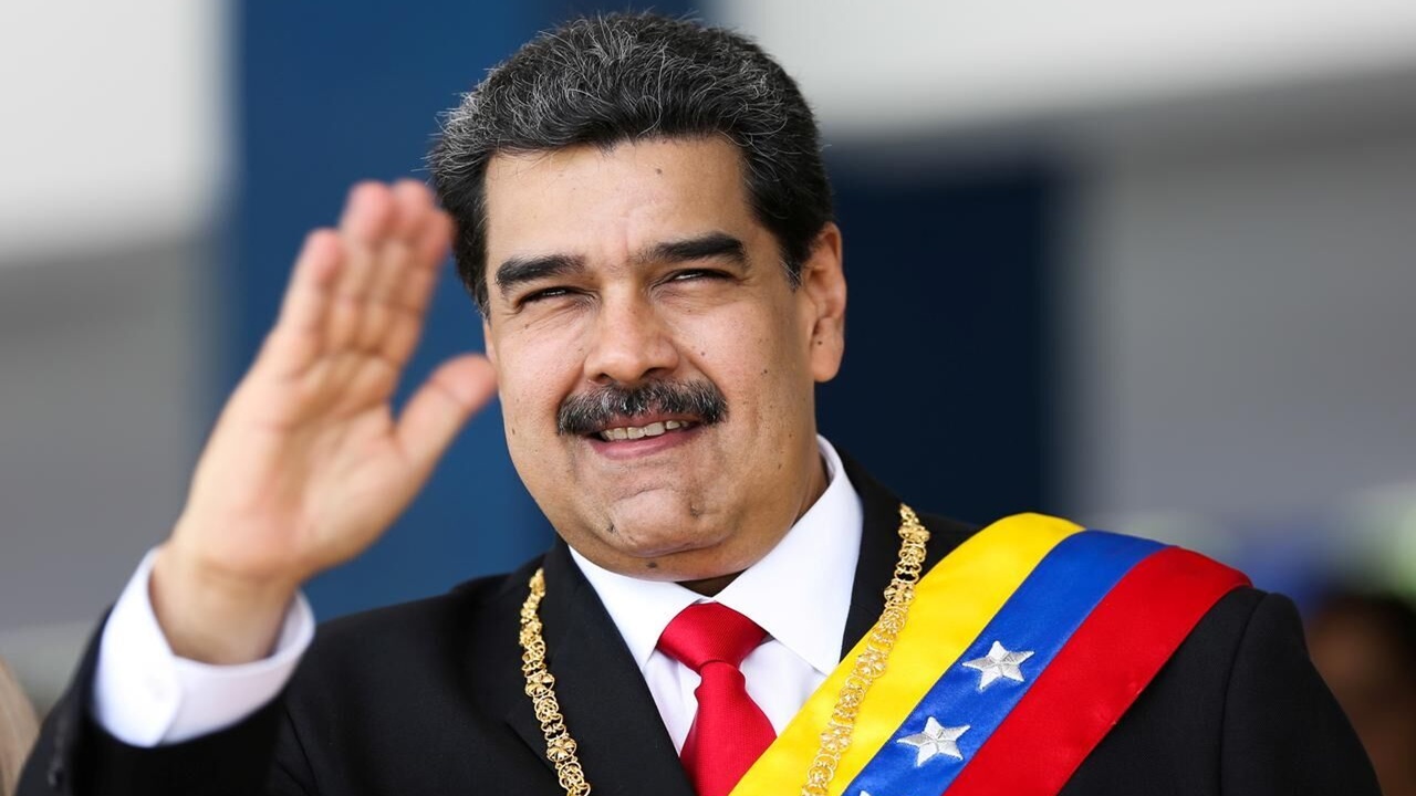 Trump, Nicolas Maduro ve Eşinin Gözaltına Alındığını Duyurdu